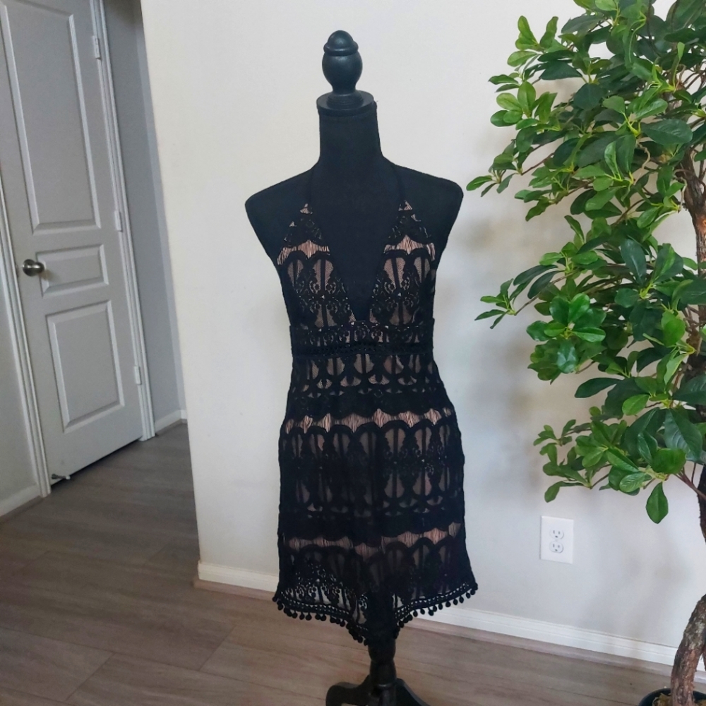 Forever 21 Formal Lace-Trim Dress Size Medium NWT